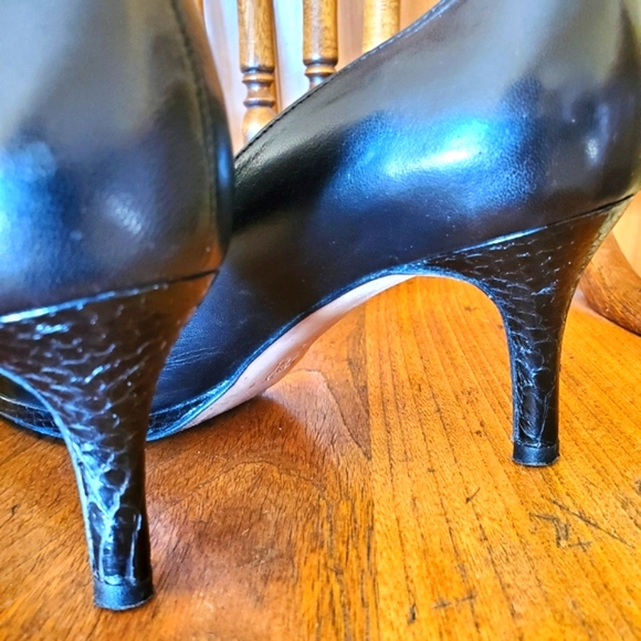 Vaneli Heels - Picture 5 of 8